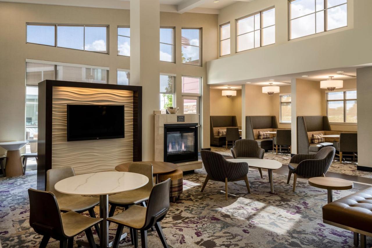 Residence Inn By Marriott Bloomington Exteriör bild