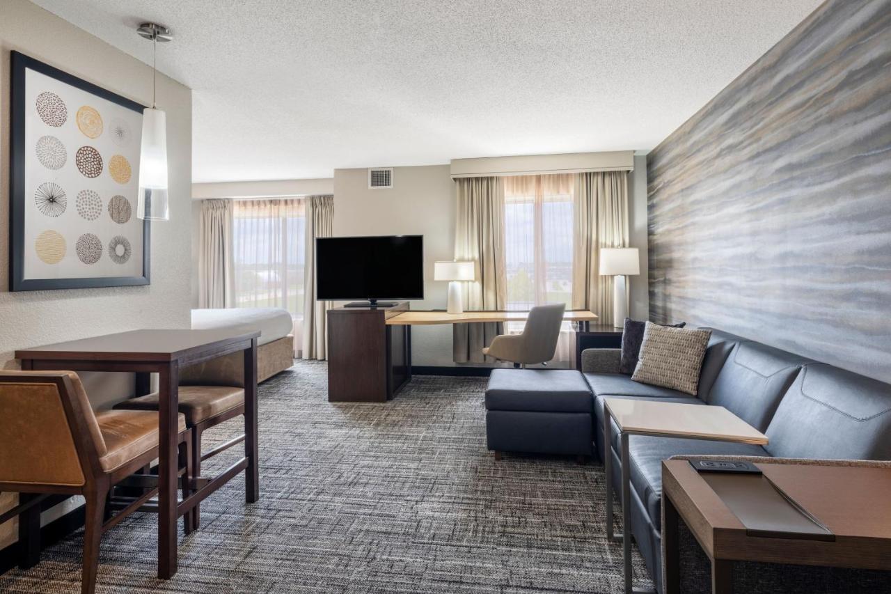 Residence Inn By Marriott Bloomington Exteriör bild