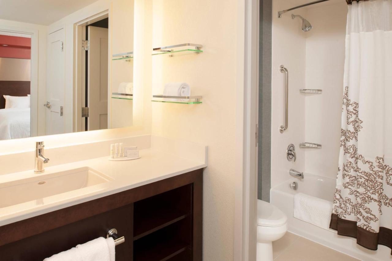 Residence Inn By Marriott Bloomington Exteriör bild
