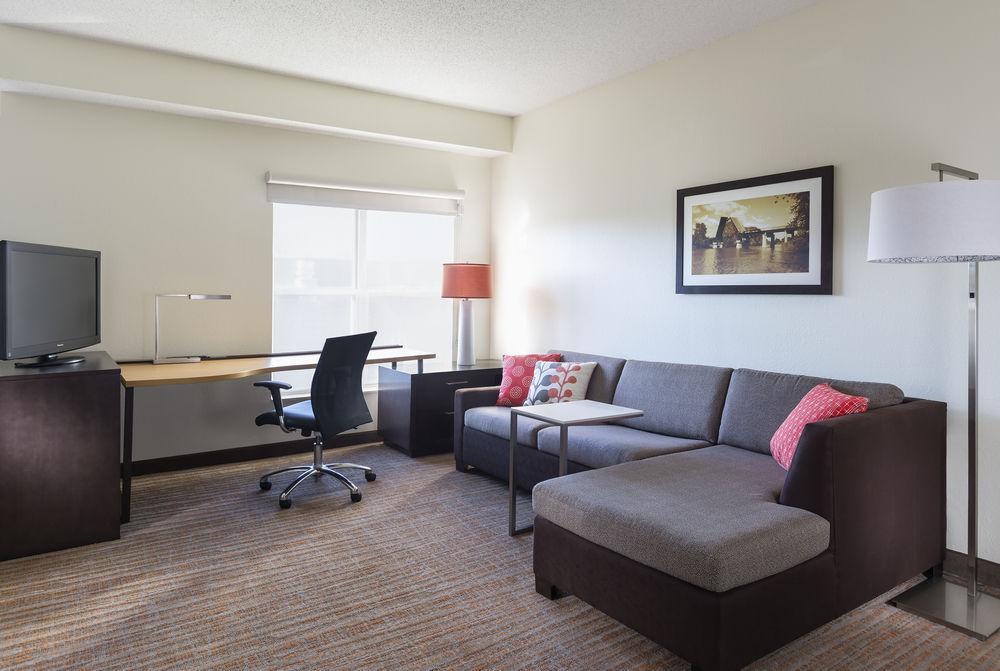 Residence Inn By Marriott Bloomington Exteriör bild